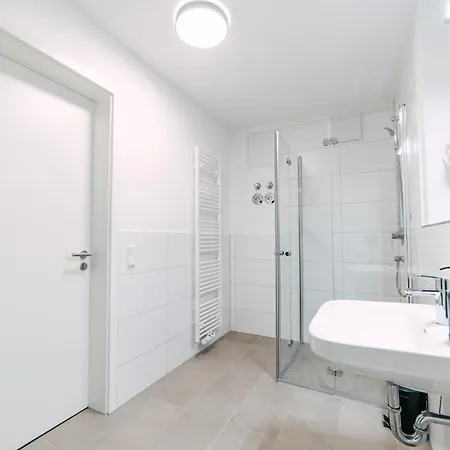 Zentrahome - Balkon Outlet Zentral Smarttv Business Apartment Metzingen (Tubingen)