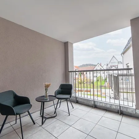Zentrahome - Balkon Outlet Zentral Smarttv Business Apartment